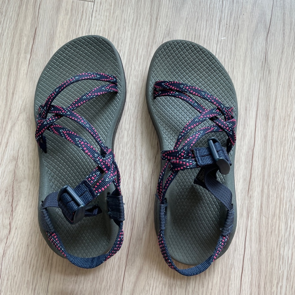 Chaco Z/cloud x sandals US6
